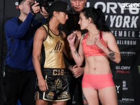 Jady Menezes and Alan Scheinson bij de Weigh-inns voor Glory 61