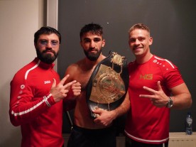 Marat Grigorian is the NIEUWE lightweight wereldkampioen!