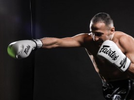 Harut Grigorian unfortunally loses his Weltherweight title at Glory 64